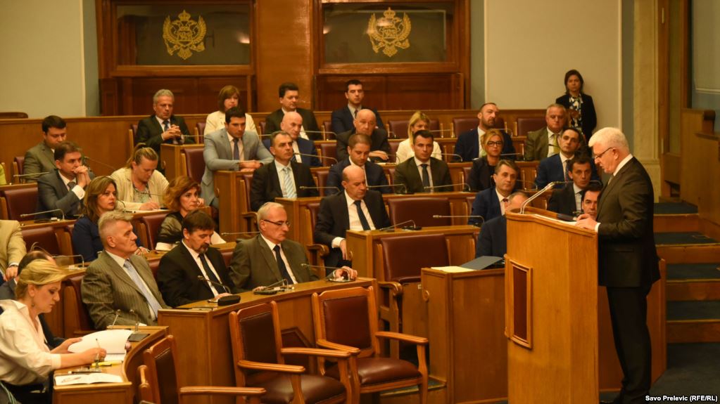 Kompletna opozicija protiv: Maske su pale, ozvaničen dogovor DPS-a i Demokrata