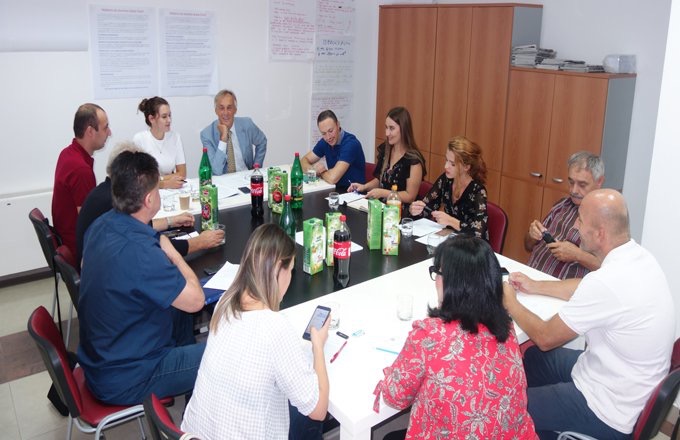Demos: Dah podzemlja se proširio na dio institucija