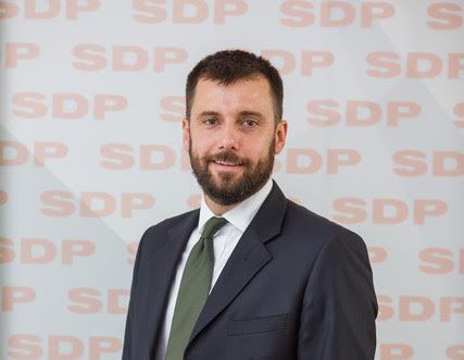 Zeković: DPS, SD i Forca odbijaju zakone kojim bi se poboljšao status radnika