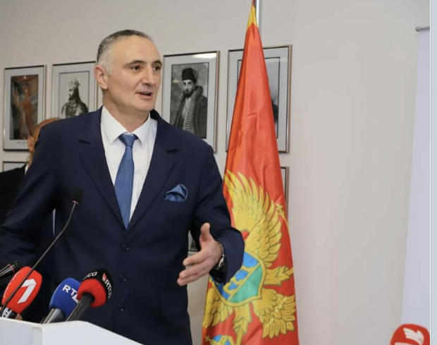 Vujičić: Diskriminatorskom odlukom CIK-a pogođeno i 20.000 Crnogoraca