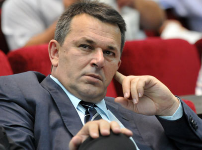 Borba ekskluzivno saznaje: Vladanu Vučeliću ugrožena bezbjednost od kriminalnih klanova koji švercuju preko Luke Bar!