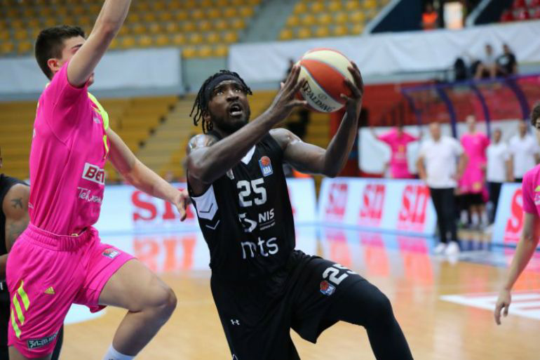 Super kup ABA lige: Partizan lako preskočio Megu