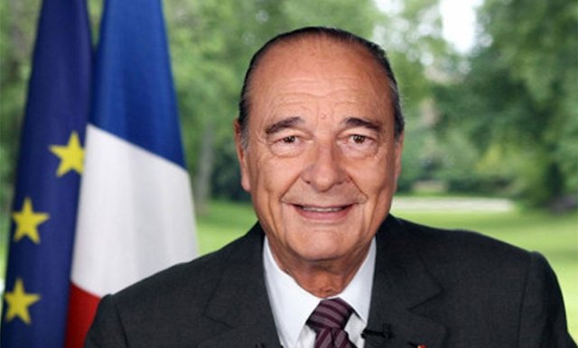 Preminuo Žak Širak