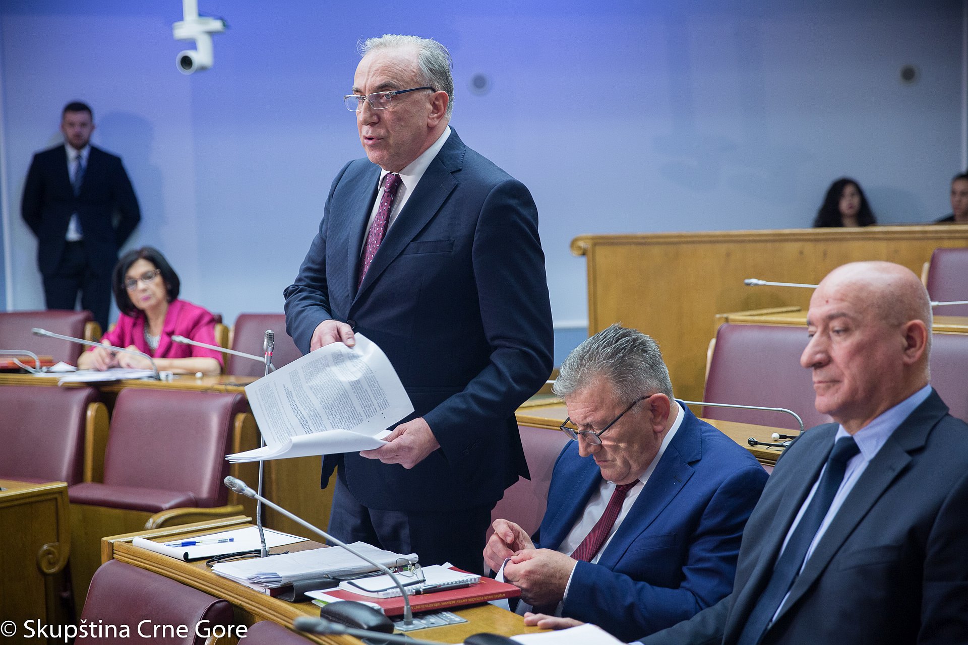 Stanković ne da da se poslanici upoznaju sa predmetom Koverta