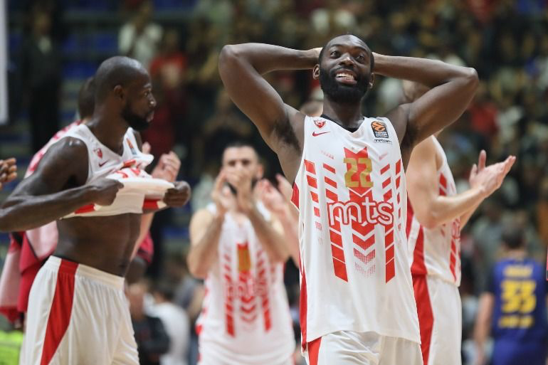 Zvezda priprijetila, ali je Efes lako pobijedio