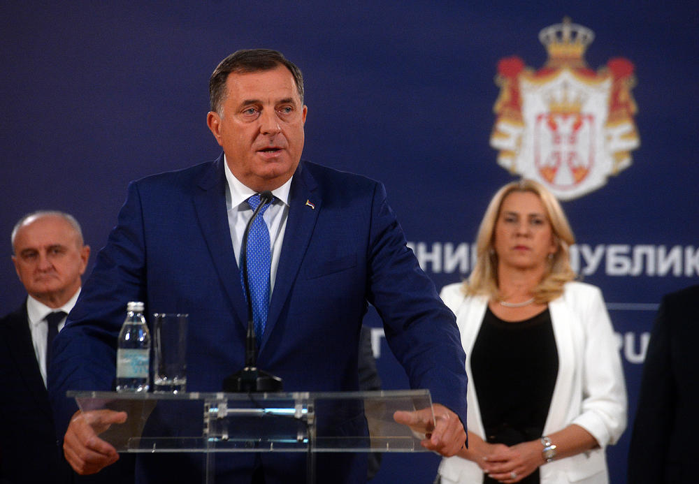 Dodik: Smiješno je da oni koji su dozvolili nezavisnost Kosova danas napadaju Vučića zbog Kosova