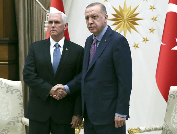 Pens i Erdogan postigli dogovor o prekidu vatre na sjeveru Sirije