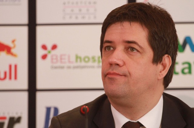 Ekskluzivno: Đilasov glavni operativac Branko Miljuš direktno rukovodio akcijom paljenja knjige Gorana Vesića! (VIDEO)