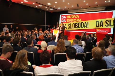 Demokrate: DPS superioran u iskustvu krađa na izborima
