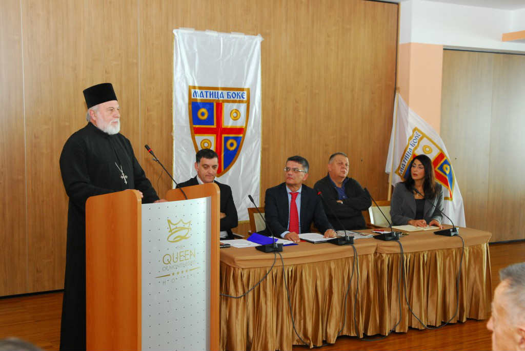 Autor “Žive istine” prizemnim uvredama sa Javnog servisa vrijeđao Grbljane