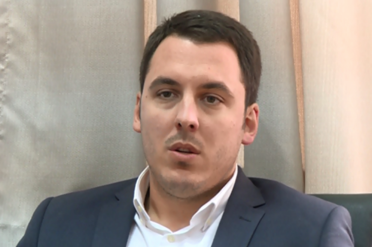 DF: Gradonačelnik Podgorice sakrio stan koji je kupio od firme osumnjičene za pranje novca