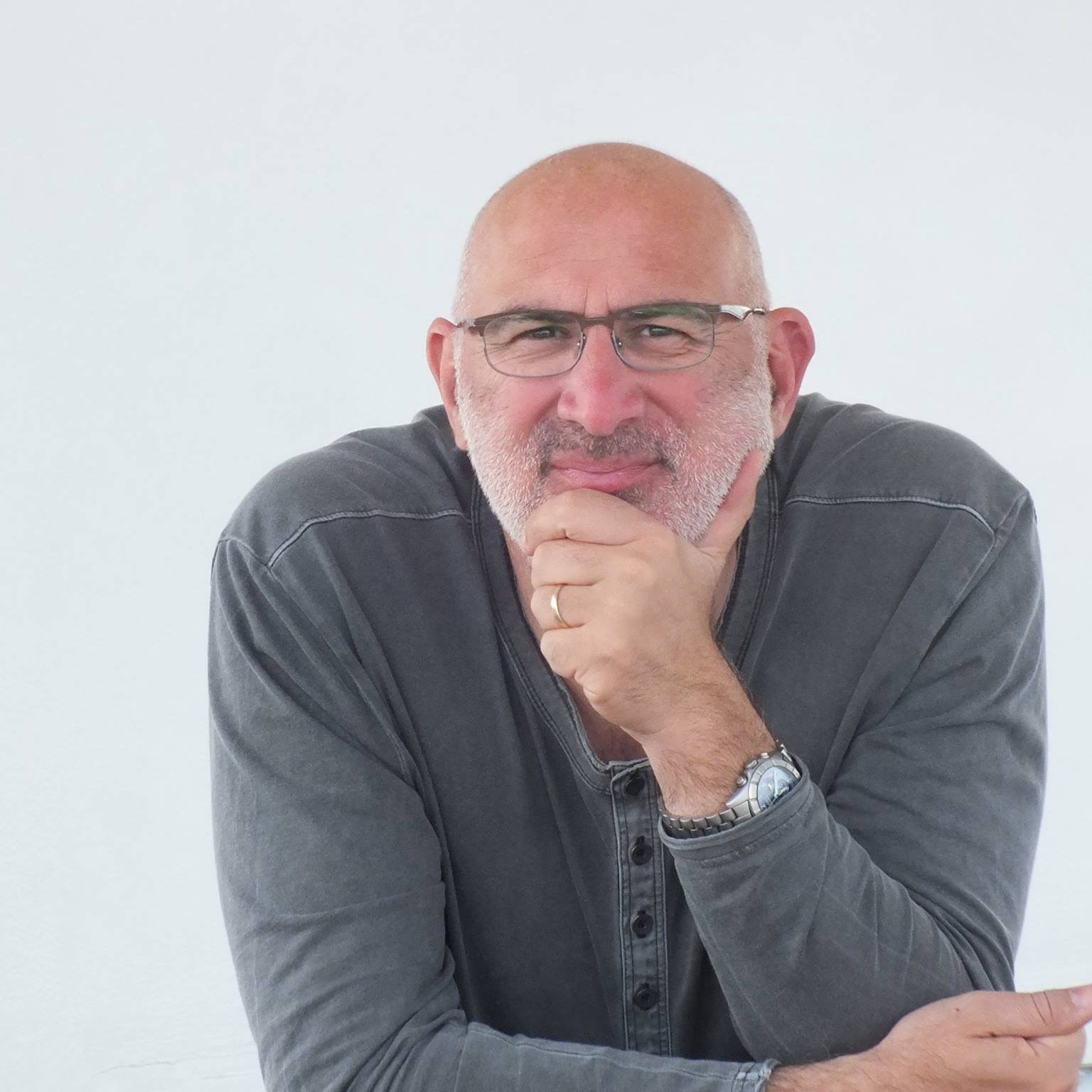 Advokat Dušan Lukšić: Svim radnicima koji rade subotom do ponoći moraju dati uvećanu zaradu!