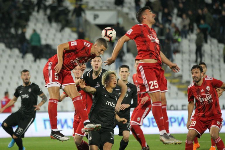 Partizan loš, sudija pogurao Voždovac!