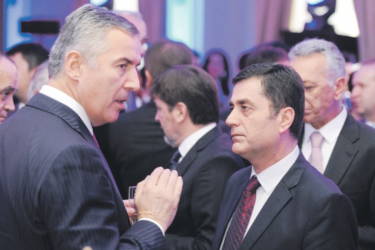 Đukanović naredio rez u ANB-u: Afere i izbori ubrzali čistku u tajnoj policiji!