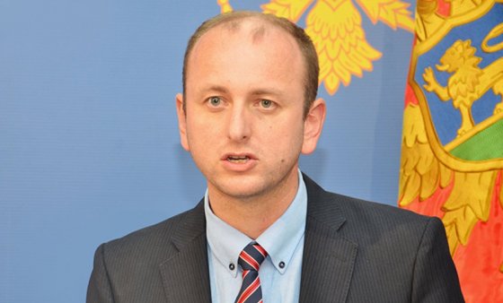 Knežević: Lideri smo u regionu u izvozu narkotika, hiperprodukciji afera i privatizovanju državnih resursa