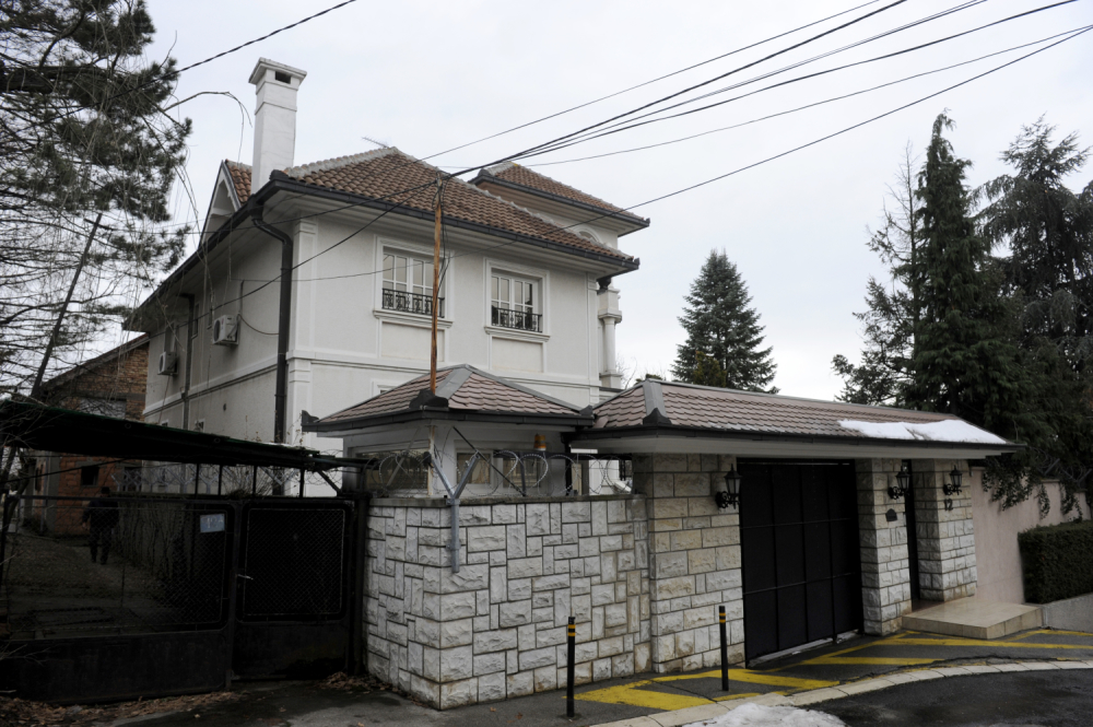 Ušli u trag prljavog novca: Mafija iz Crne Gore prala pare preko nekretnina na Vračaru!