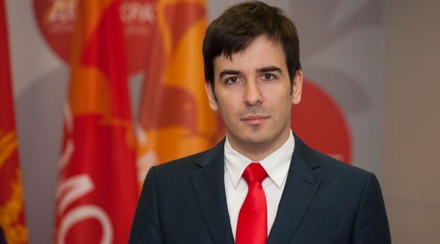 Demokrate široke ruke: DAN-u i Vijestima dali blizu 50.000 evra narodnih para