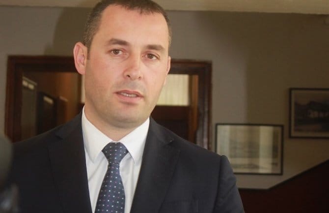 Šćekić: Marković da podnese ostavku!