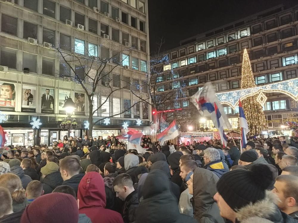 Hiljade studenata na ulicama Beograda: “Milo Šiptare, ne damo ti svetinje”!