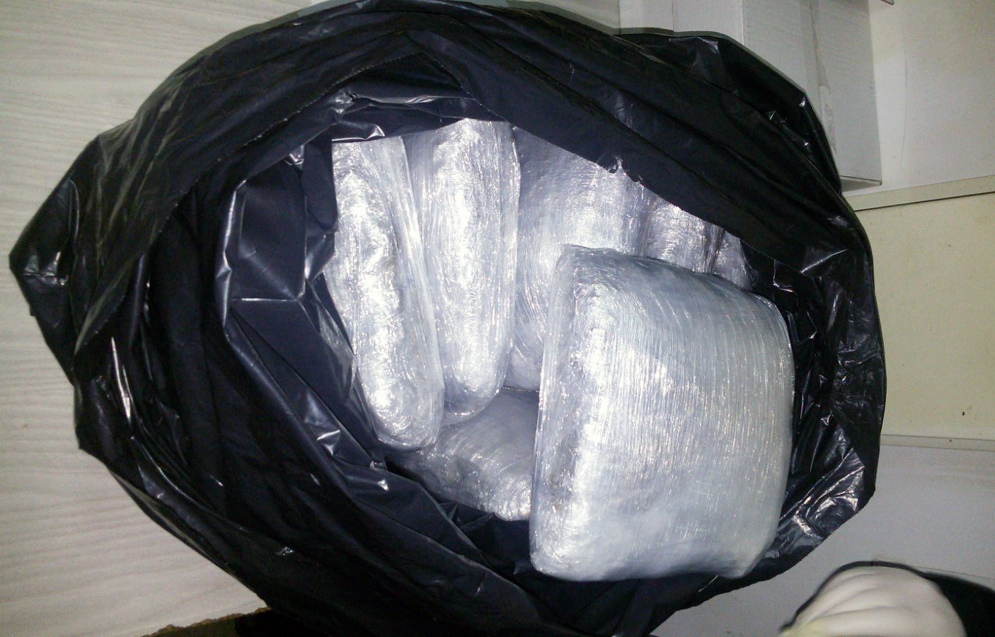 Srpska policija na granici sa Crnom Gorom zaplijenila 221 kg droge