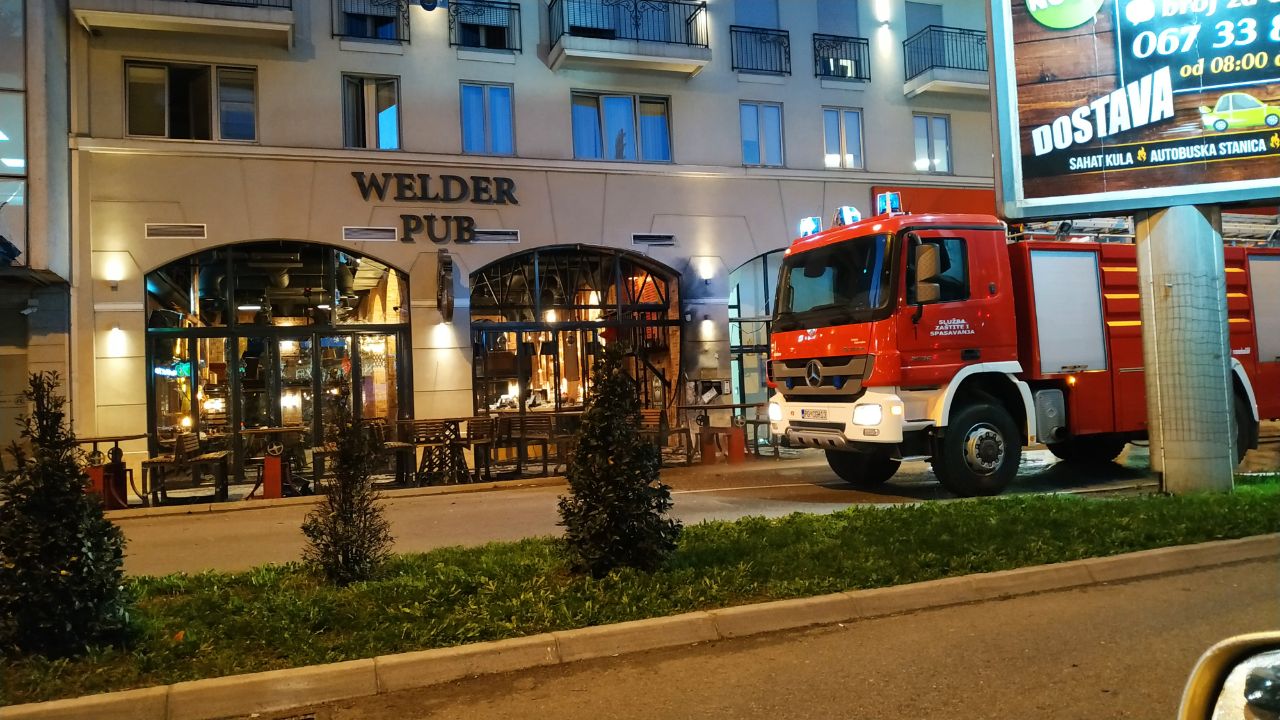 U centru Podgorice: Eksplozivom na “Welder pub”