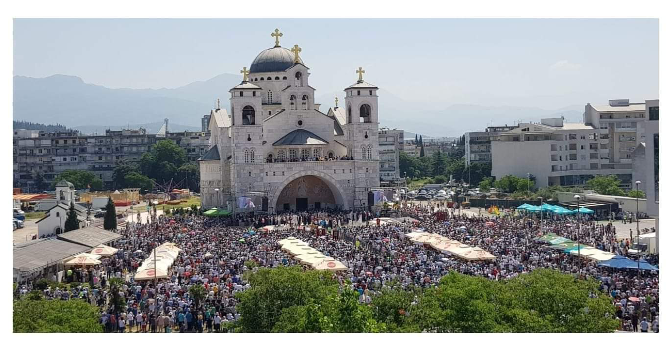 Najnovija vijest: Okupljanje u 11 časova ispred Hrama!