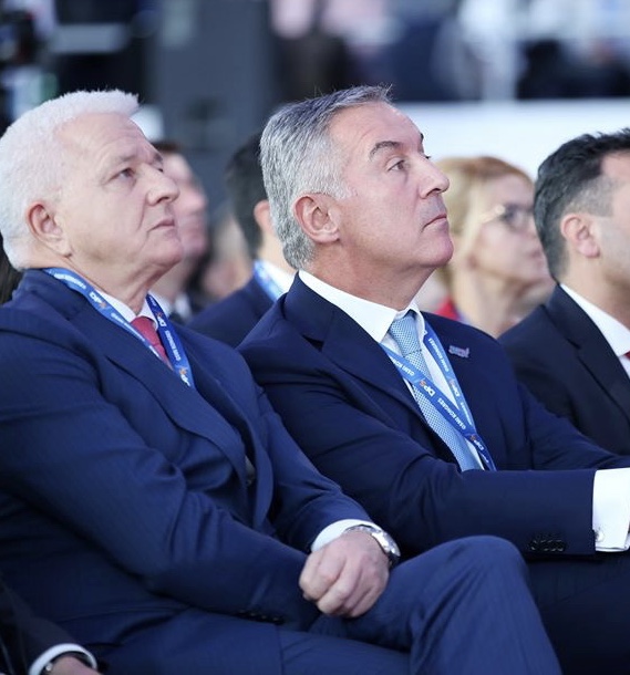 Fijasko Mila Đukanovića: Ignorisali ga svi lideri iz okruženja, dobio šamar od Srbije!