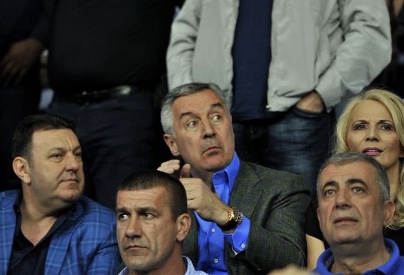 Usijanje pred meč Budućnost-Zvezda: U “Morači” spremaju još jedan jurišnički miting DPS-a koji će “blagosloviti” Milo Đukanović!