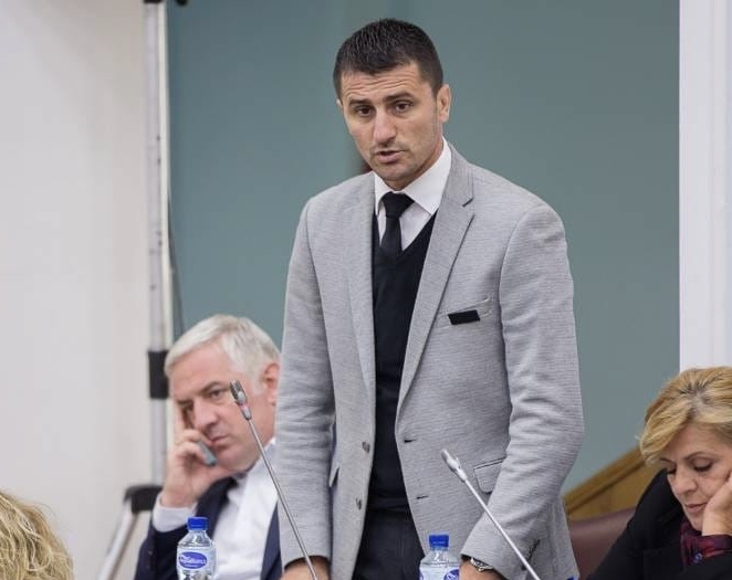 Zogović: Legalizacija nemorala i nepoštenja kojima sahranjuju Crnu Goru