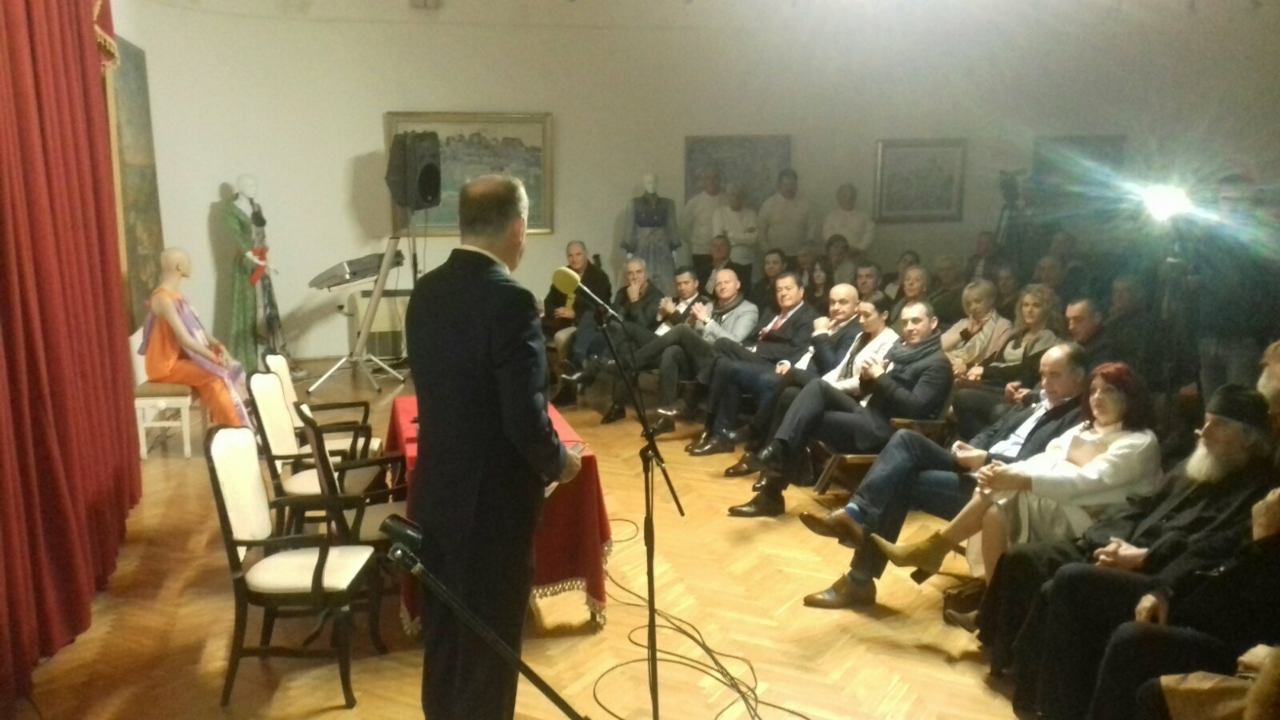 Veče za pamćenje u Baru: Ostvarenje Vasilija Laloševića probudilo nostalgiju