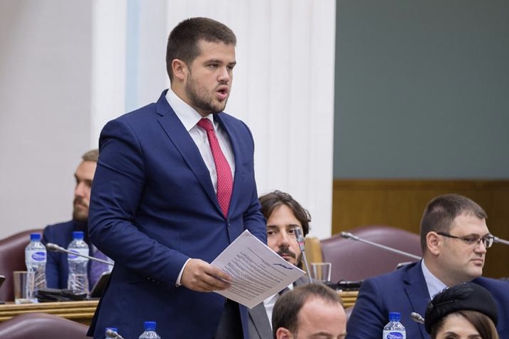 Nikolić: Jeftina kalkulacija Demokrata da se otmu nacionalistički glasovi DF-a