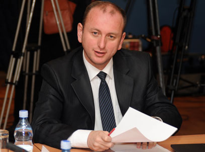Knežević u Beranama: Masovna okupljanja ispred Skupštine kad se bude raspravljalo o otimanju imovine SPC
