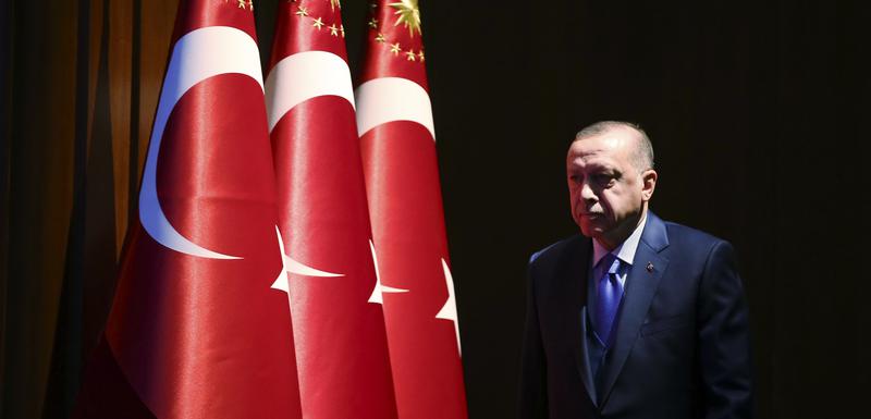 Erdogan na iskušenjima: Sultanu se drma presto!