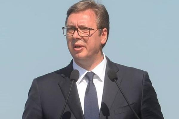 Vučić u Bečeju: Otvara se novi pogon fabrike koja proizvodi auto-prikolice