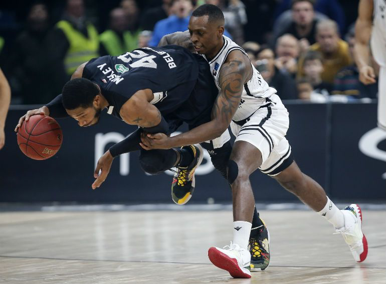 Rapsodija u Areni, Virtus zgažen sa 18 razlike