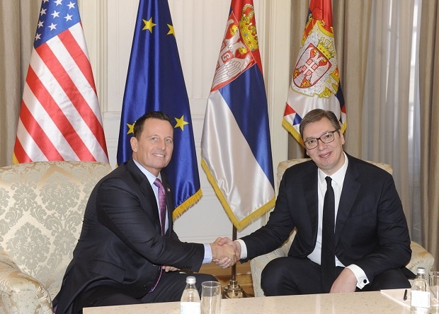 Vučić posle sastanka sa Grenelom: Ne može tante za kukuriku, nisu isto takse i povlačenje priznanja!
