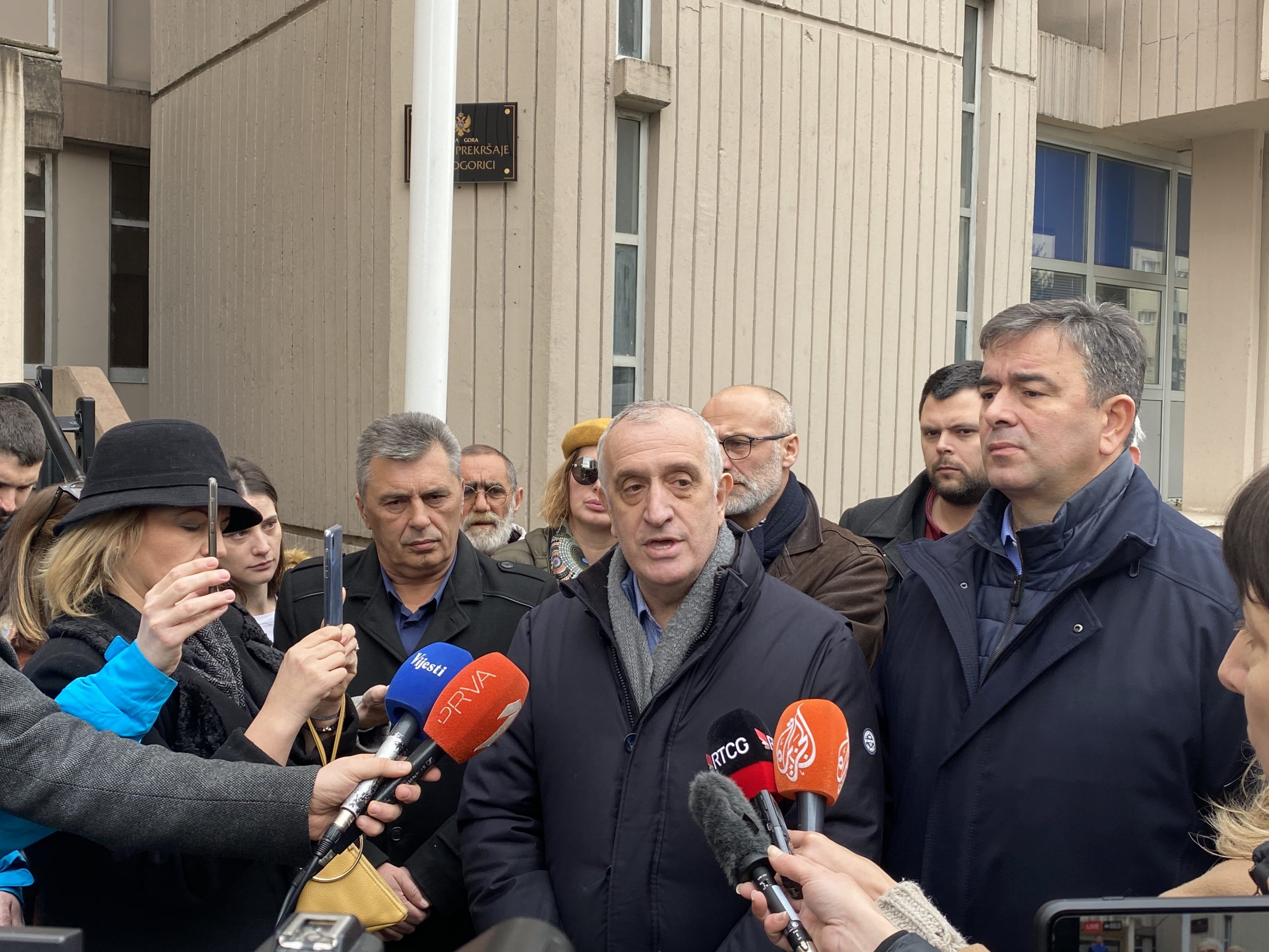 DF odgovorio na represiju: Svi na litije, na teror režima odgovarati mirnom i masovnom podrškom Crkvi!