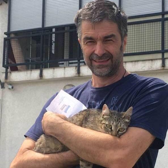 Oglasio muž zaražene koronavirusom u CG: Nijesmo išli na litiju, supruga dobila temperaturu dan po povratku iz Španije!