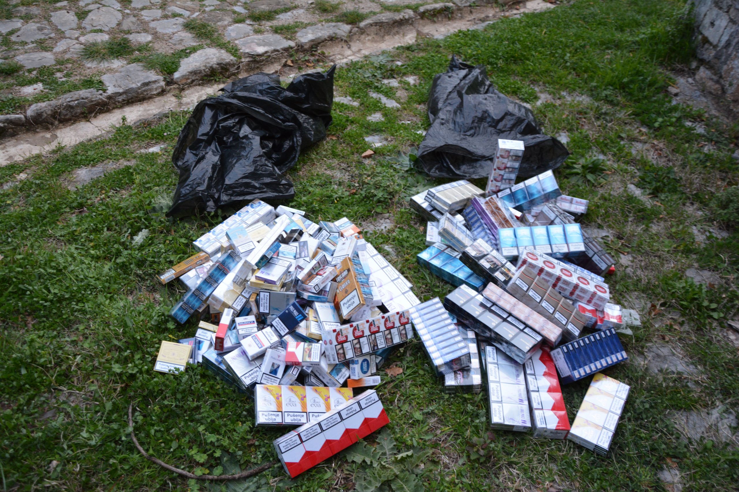 Herceg Novi: Ukrali cigarete iz kioska