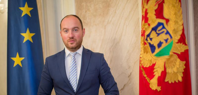 Stanić: Simović da pokrene smjenu Verice Maraš zbog neprimjerne plate
