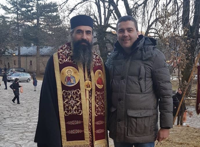 “Svijeća se ne smije zapaliti, ali se harač mora uzeti“