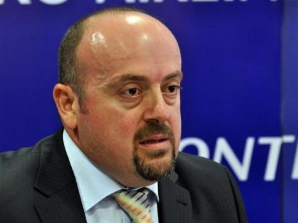 Prihodovao od države i biznisa: Direktor Montenegroerlajnsa prošle godine zaradio preko 185.000 evra, kupio tri stana i poslovna prostora!
