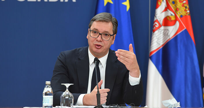 Vučić o opoziciji: Neću mijenjati politiku zbog lupanja u šerpe
