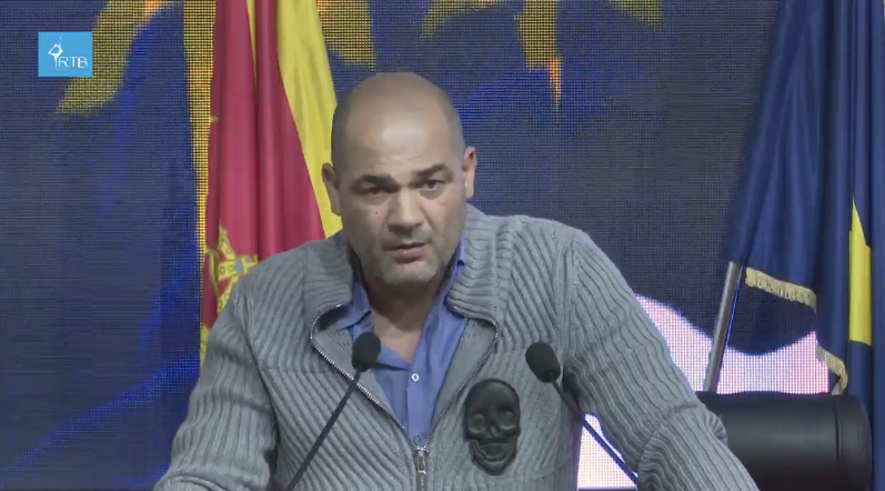 Božović poručio Džakoviću: Nama vrati mandat, a DPS-u pare!
