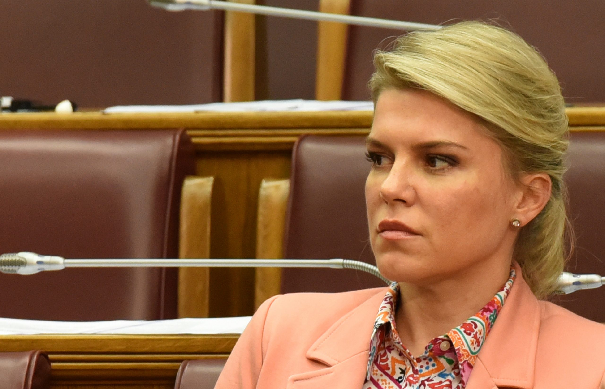 “Oporezovati tajkune i prodati skupocjena auta i biće para za sve”