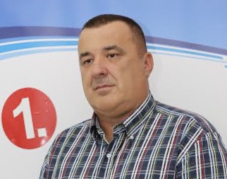 Rađenović (SNP): Na vlast u Budvu pokušavaju da dođu oni koji su poharali grad, puna podrška Careviću!