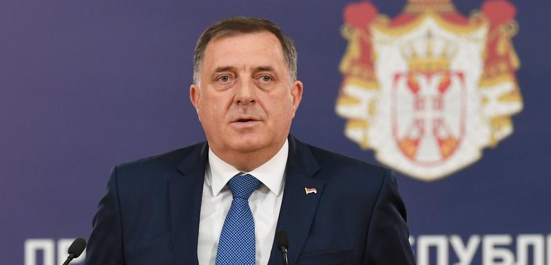 Dodik: Žele da devastiraju SPC na prostoru Crne Gore