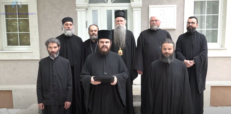 Privođeni sveštenici: Vlast je svoj narod „nagradila“ suzavcem i prebijanjem