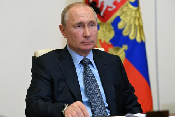Putin: Rusija je uspjela da na vrijeme izađe na kraj sa posljedicama pandemije