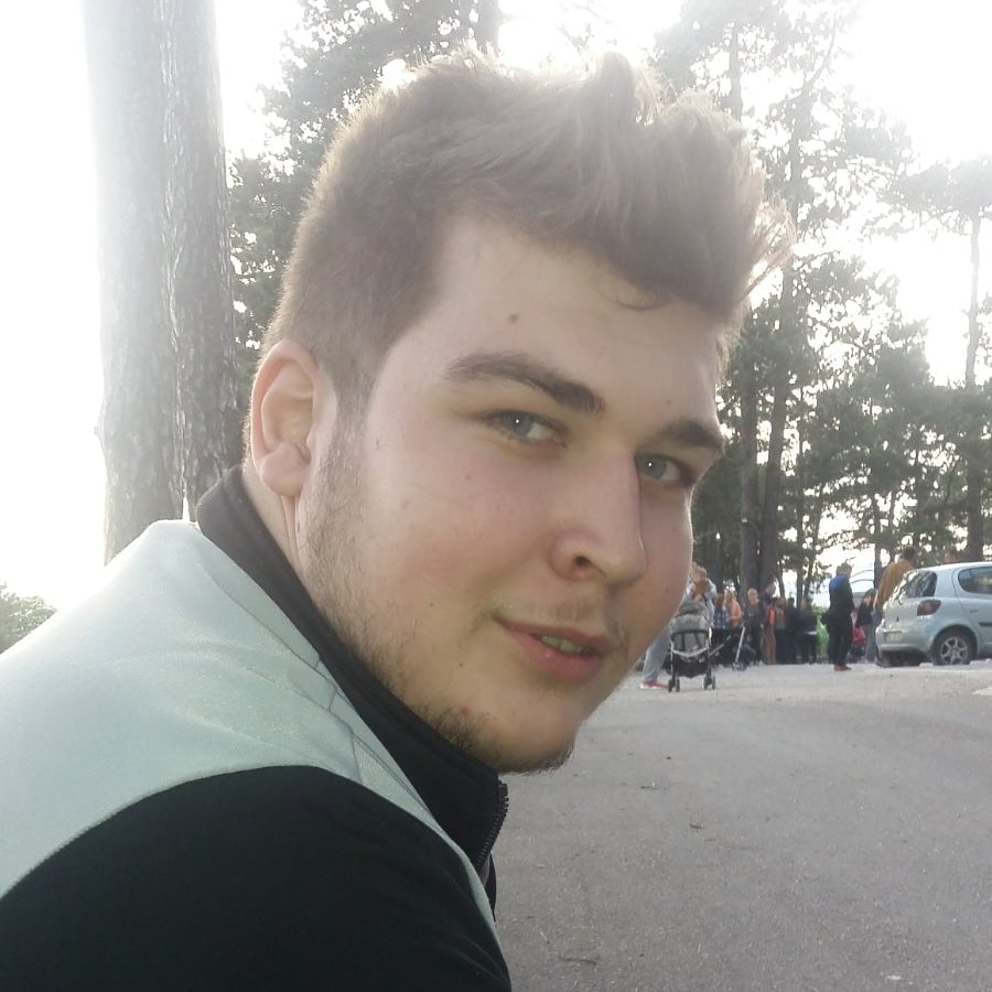 Sramno ponašanje režima, studenti iz Beograda ne mogu kući, a mogu iz Prištine i Tirane